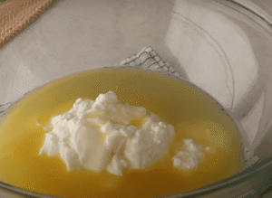 Easy Cheese-Filled Buns step 1